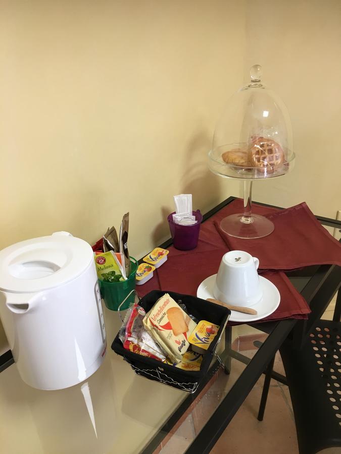 B & B La Guesthouse Poirino Екстер'єр фото
