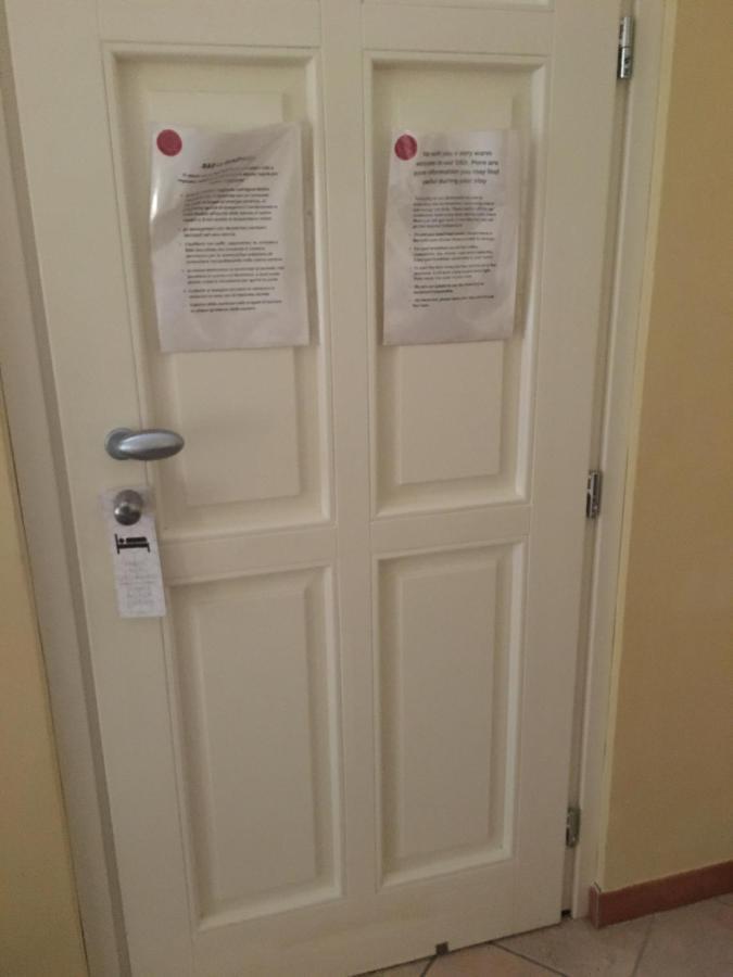 B & B La Guesthouse Poirino Екстер'єр фото